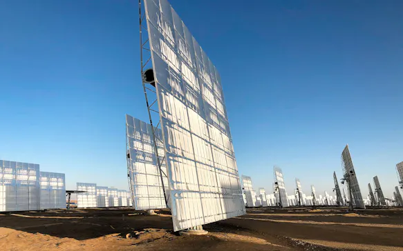 Solar Power Tower Check - Mirror arrays Solar Power Tower Check - Mirror arrays
