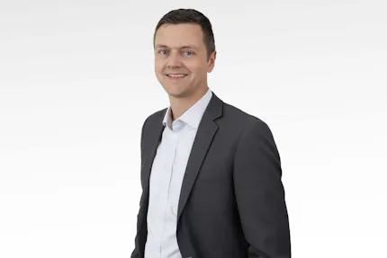 Senior Sales Manager Helmut Fischer