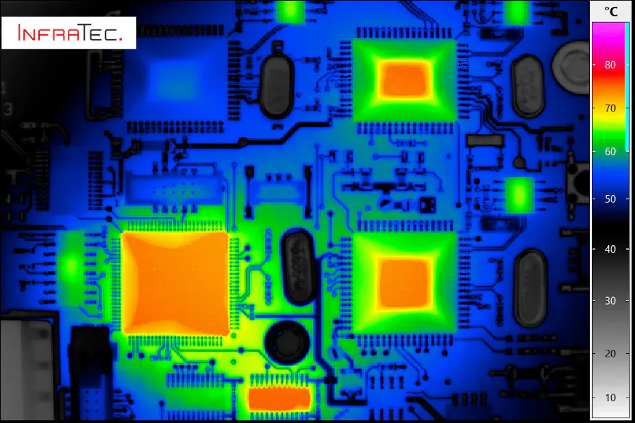 Razor-sharp images at full zoom drive of a PCB