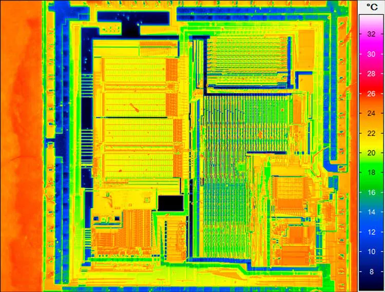 Thermografie-Aufnahme eines Mikrochips