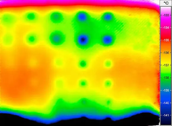 Active thermography in the production of CFC plates