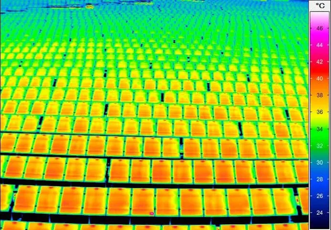 thermal imaging of a photovoltaic large scale plant
