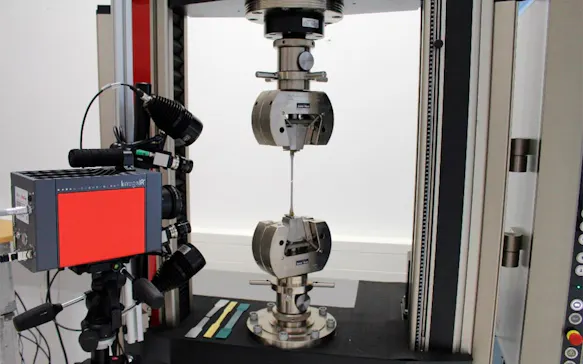 ARAMIS system and InfraTec IR camera - analysis of a tensile test - Picture credits: GOM GmbH